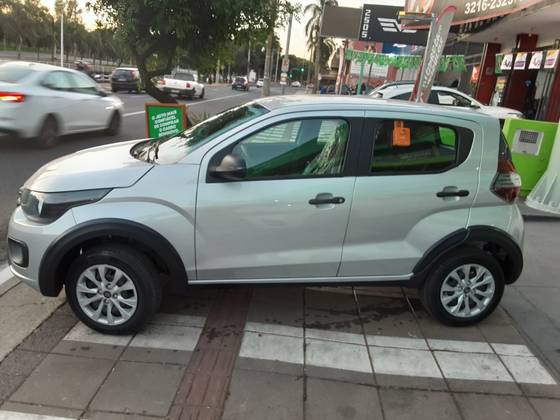 FIAT MOBI 1.0 EVO FLEX LIKE. MANUAL FIAT MOBI 1.0 EVO FLEX LIKE. MANUAL